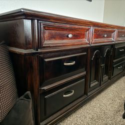 Oak Dresser & Bed Side Table