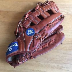 Spalding Pro Caliber Model Pro-SB13 Leather Baseball Glove Mitt RHT