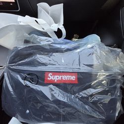 Supreme x Maison Margiela Box Logo Zipup - NAVY SMALL