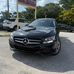 2017 Mercedes-Benz C300