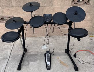 Alesis Nitro Mesh DM7X 7 Piece Drum Kit No Kick Drum Black Rare Tested