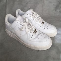 9.5 Nike Airforce 