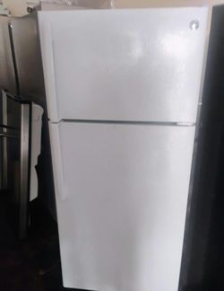 Top Mount Refrigerator White