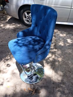 Blue velvet lion head bar stool