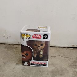 Chewbaca With Porgs Pop Vynl