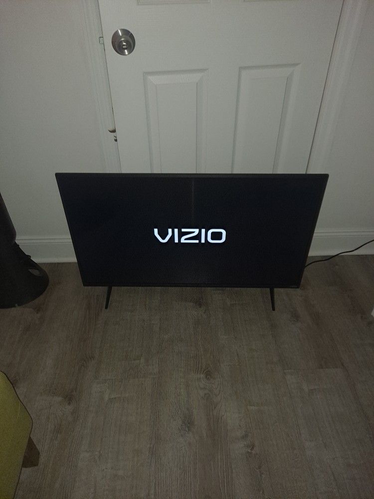 39 " LED SMART TV with Remote Control