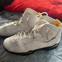 Jordan True Flight (yellow/white)