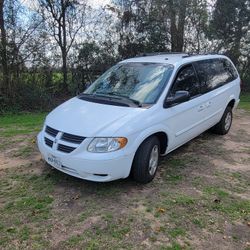 2005 Dodge Caravan Handicap Van
