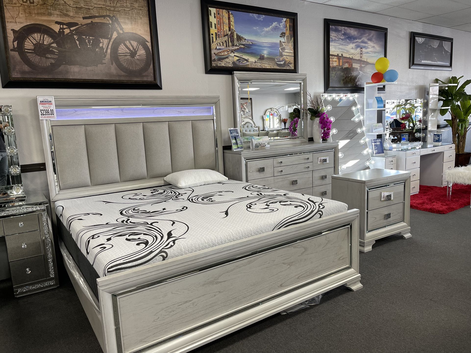 4PC King Bedroom Set w/ LED Lights