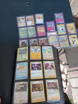 1 graded Card PSA 9 Trainers gold cards . Pink trainer . Signature trainers .over 380 trainers pokeball & some Pokémon cards folder. $1000! Or best of