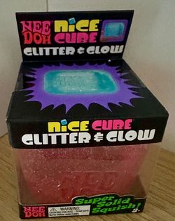 NeeDoh Pink Glitter Cube