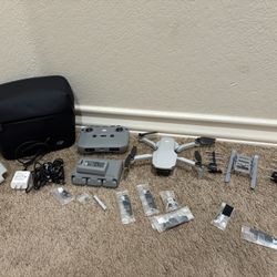 DJI Mini 2 Combo 