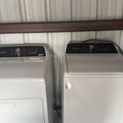 Washer & Dryer Set - Like new