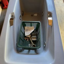 Kohler Jacuzzi Soaking Tub