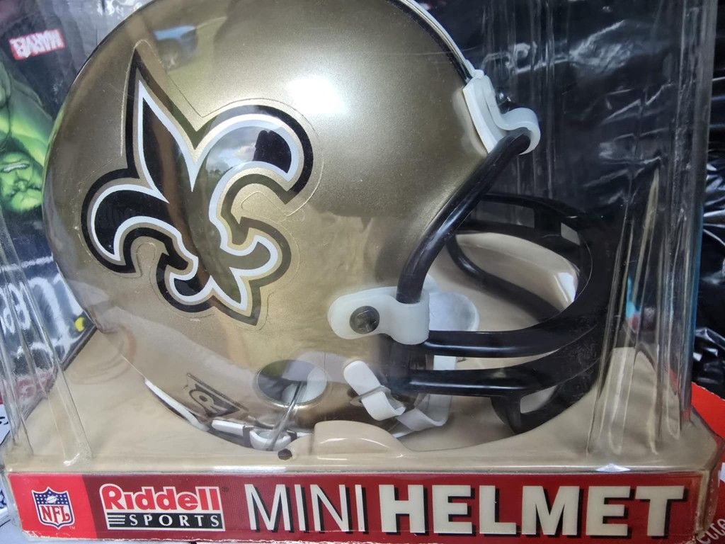 New Orleans Saints Mini Helmet