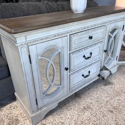 Server Tv Stand