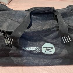 Rossignol Black Duffle Bag With Wheels Luggage