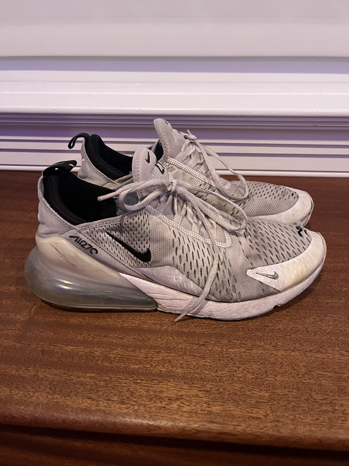 Nike Air Maxes (Size 11.5 )