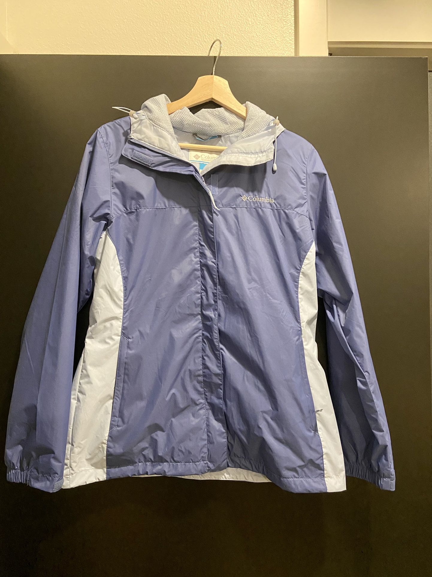 Columbia Sportswear Womens Rain Jacket (Medium)