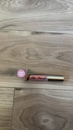 Too Faced Lip Gloss