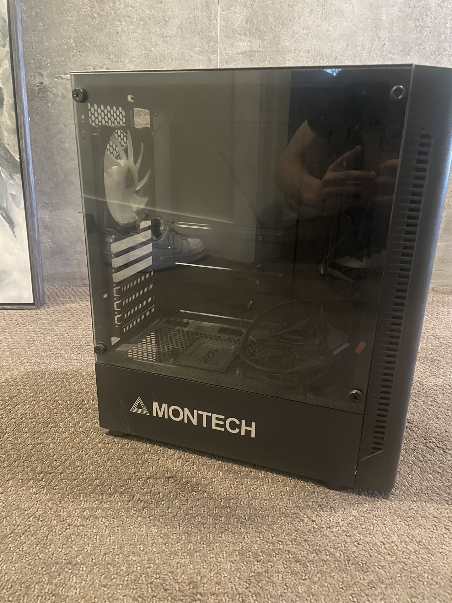 Computer Case - Mid Tower