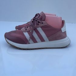 Adidas Running Tennis Shoes Women’s Size 6 Like A New 