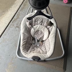Graco Baby Swing