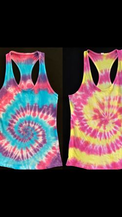 Tie dye shirts !