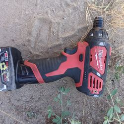 M12 Impact 4.0 Milwaukee Cordless Drill Comes With Battery