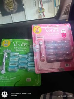 Gillette Venus female razors 7 pack for sale