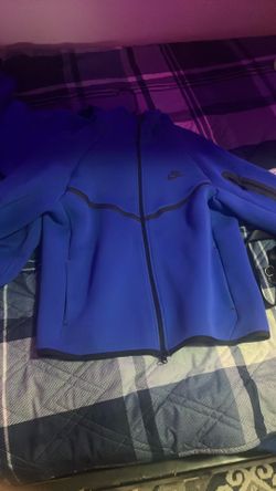 Nike tech Size M