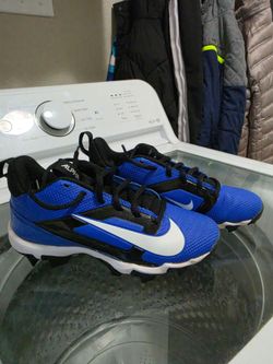 Boys Nike Alpha Menace 4 Shark Football Cleats 2Y