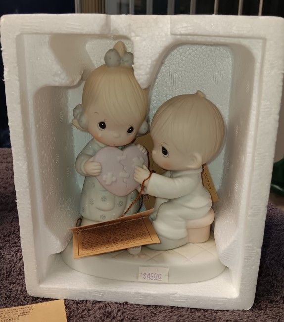 Vibtage: 1986 "He's The Healer Of Broken Hearts" Precious Moments