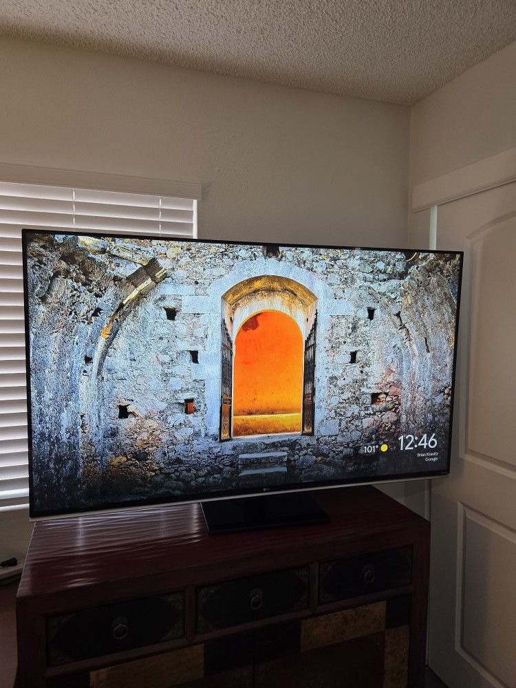 LG 65UF8500-UB 65" 3D plus 3D Movies n Glasses Smart TV