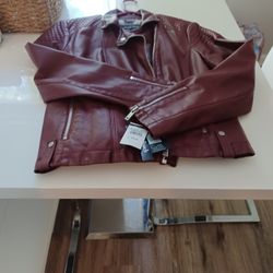 Woman's Jacket Burgandy