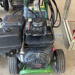 John Deere Pressure Washer