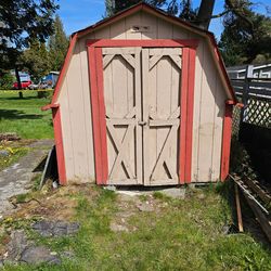 Shed for sale must halway