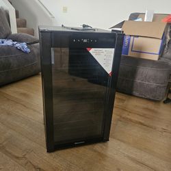Wine Enthusiast 36 Bottle Wine Cellar