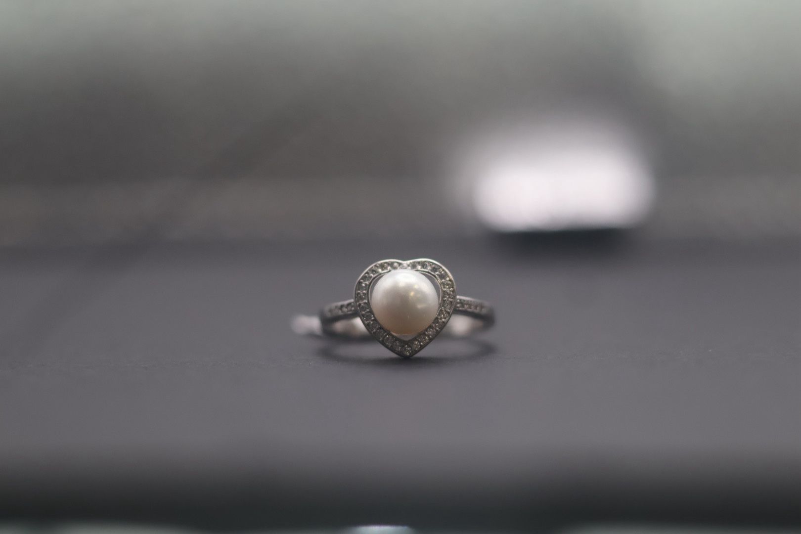 Elegant Silver Pearl Heart Ring