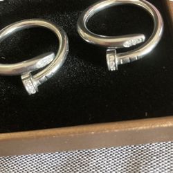 2 Nailhead Rings With Crystal Accents 
