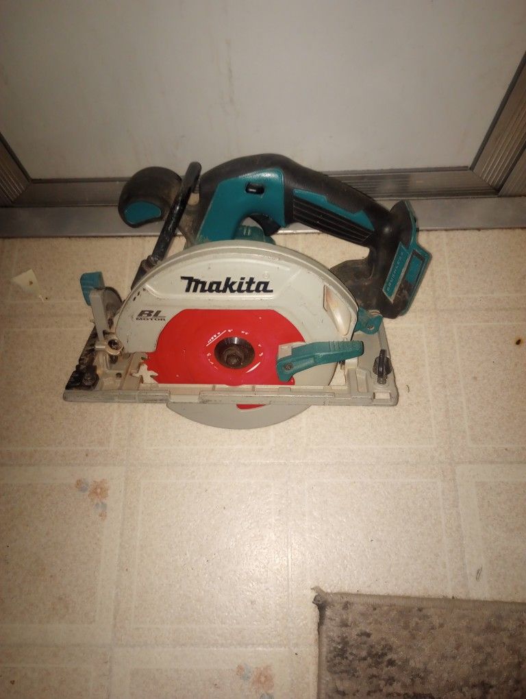 Makita Circular Saw 