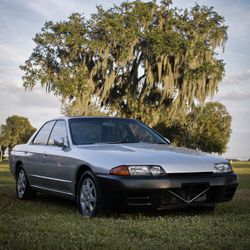 1992 Nissan R32 Skyline GTS Sedan