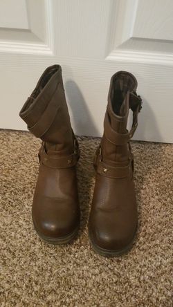 Sketchers women boots