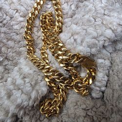Gold Cuban Link 24 Inch