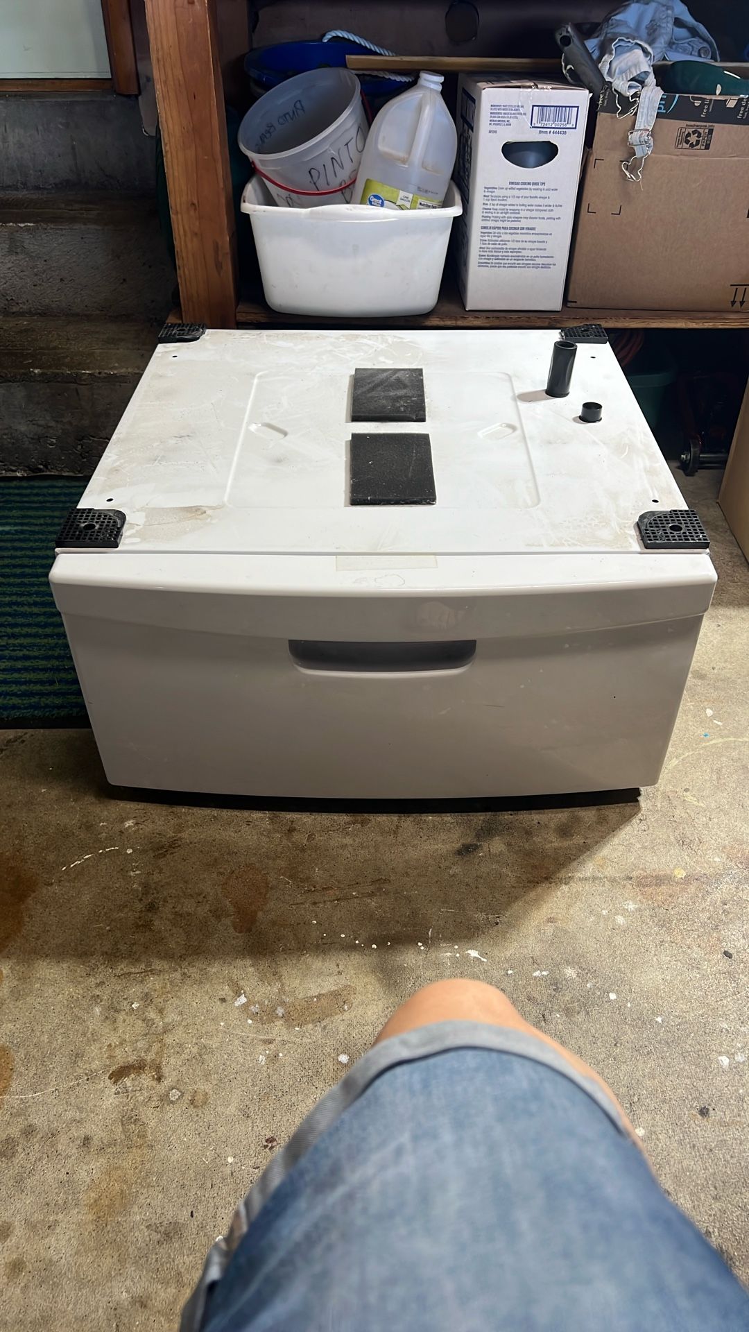 Samsung Dryer Pedestal Base - See Description
