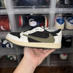 Jordan 1 Retro Low OG SP 'Travis Scott Olive'