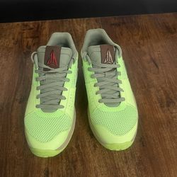 Nike Ja 1 Basketball Shoes – Youth Size 7 (Neon Green)
