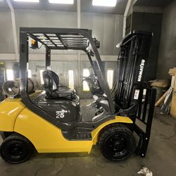 2020 KOMATSU FORKLIFT 5000 LBS