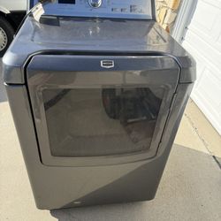 Maytag Bravos XL