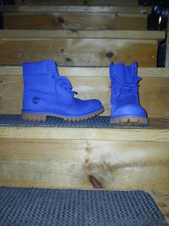 Blue Seud Timberlands 8.5
